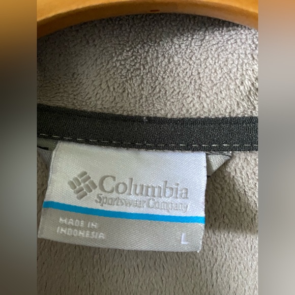 Columbia jacket - Picture 3 of 12